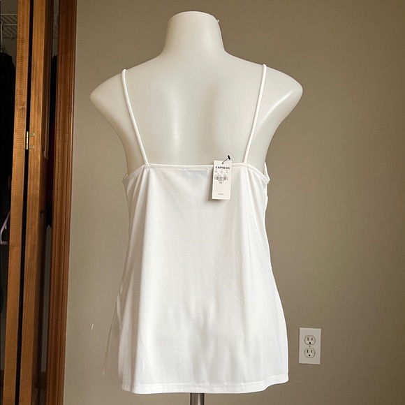 Express Lace Tank - Picture 4 of 5